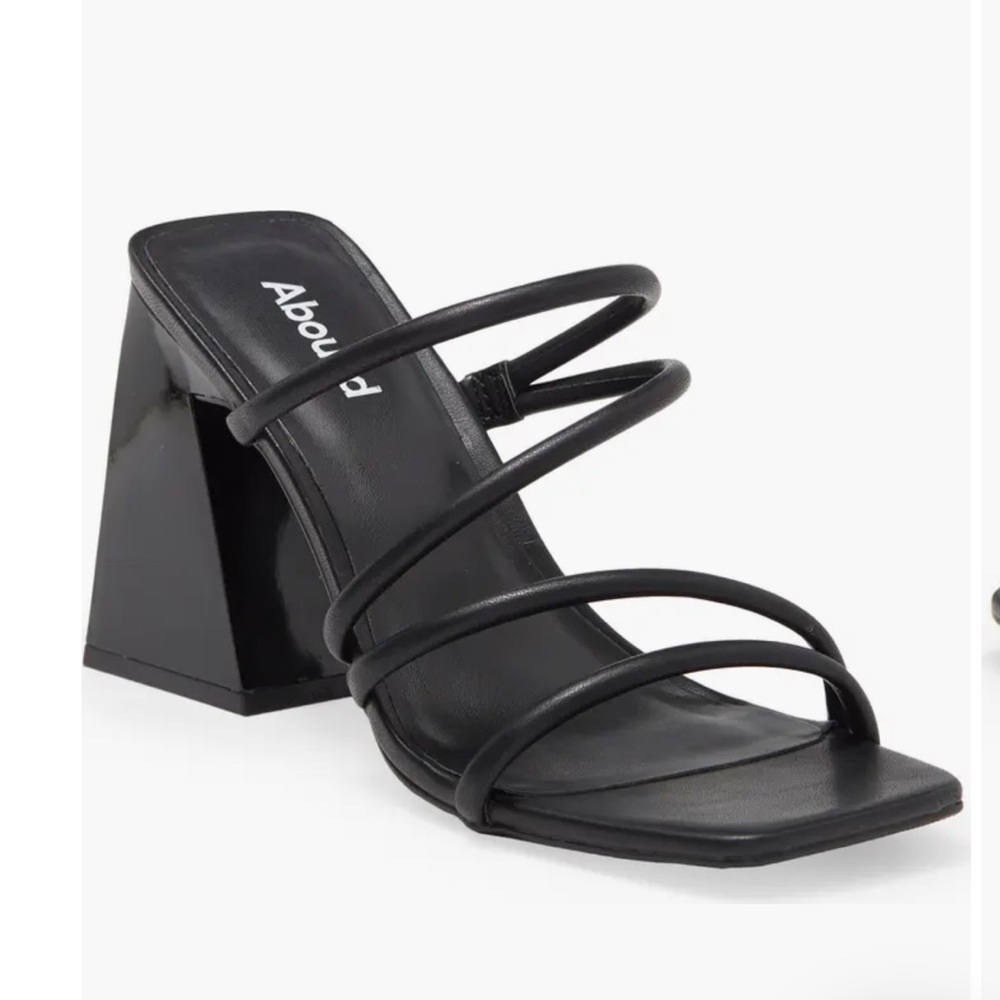 Abound Austyn Black Strappy Block Heel Sandals Square Toe Size 9.5 NWOT